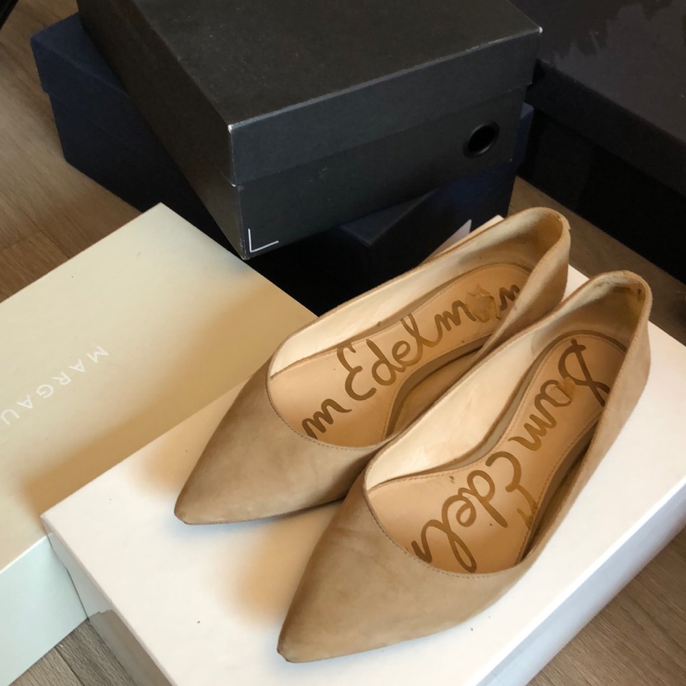 Sam Edelman beige flats
